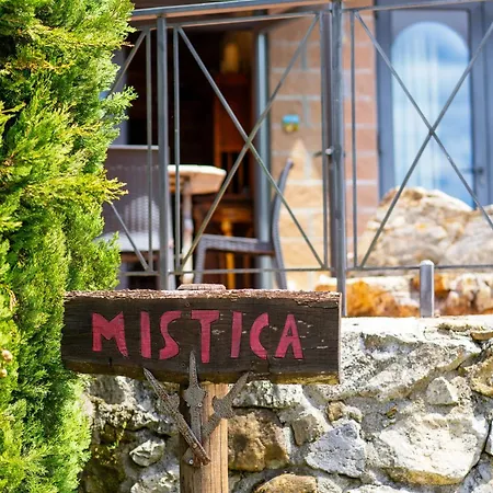 Casa Mistica - Private Pool Holiday home *